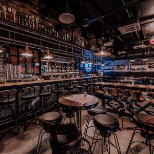 Pivo i kobaja Garage-27