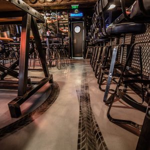 Pivo i kobaja Garage-34