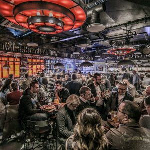 Pivo i kobaja Garage-8