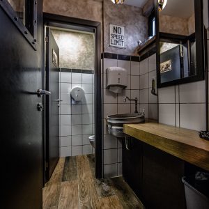 Pivo i kobaja Garden-5